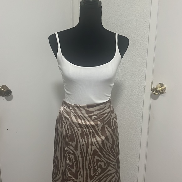 Strip skirt - Picture 2 of 3